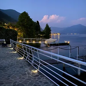  Vakantiehuis Anastasye Your Lakefront Vacation